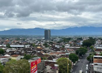 Prakiraan cuaca Malang, terutama di Kota Malang pada Sabtu, 7 Maret 2026 yang cenderung dominan berawan sepanjang hari. /Foto: Tugumalang.id/Bagus Rachmad Saputra