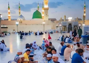 Jadwal buka puasa Malang Raya hari Senin, 16 Maret 2026 dan keutamaan puasa hari ke-26 Ramadan. /Foto: Pinterest/Mira.