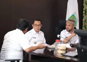 Duet kompak Mbatu Sae, Nurochman - Heli Suyanto mengantar UMKM Kota Batu go global. Foto: Dok.
