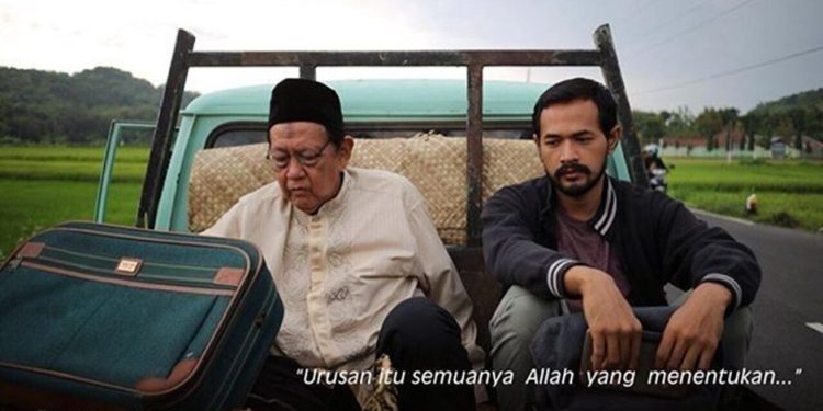 Cuplikan film religi Indonesia Mencari Hilal. (Foto: Pinterest)