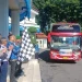 Wali Kota Malang, Wahyu Hidayat berangkatkan peserta mudik gratis. (Foto/M Sholeh)