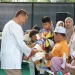 PLN UP3 Malang berbagi kebahagiaan dalam rangka Nuzulul Quran. Foto/dok. PLN
