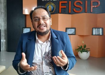 Akademisi UB Abdullah, S.Sos., M.Hub.Int saat menjelaskan soal dampak konflik Iran vs Amerika. Foto: Dok.