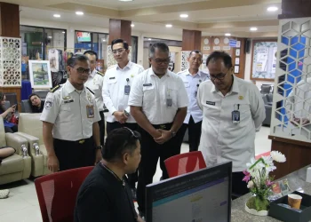 Kakanwil Ditjen Imigrasi Jatim meninjau Kantor Imigrasi Kelas I TPI Malang. Foto/dok 