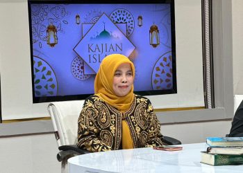 Rektor UIN Malang, Prof. Dr. Hj. Ilfi Nur Diana, M.Si saat hadir di acara talkshow di TVRI. Foto/dok UIN Malang
