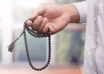 6 amalan di bulan Syawal yang bisa dikerjakan oleh setiap umat Muslim untuk menambah rasa keimanan dan juga mendapatkan keberkahan dari Allah SWT. /Foto: Pinterest/Aulia Najwa