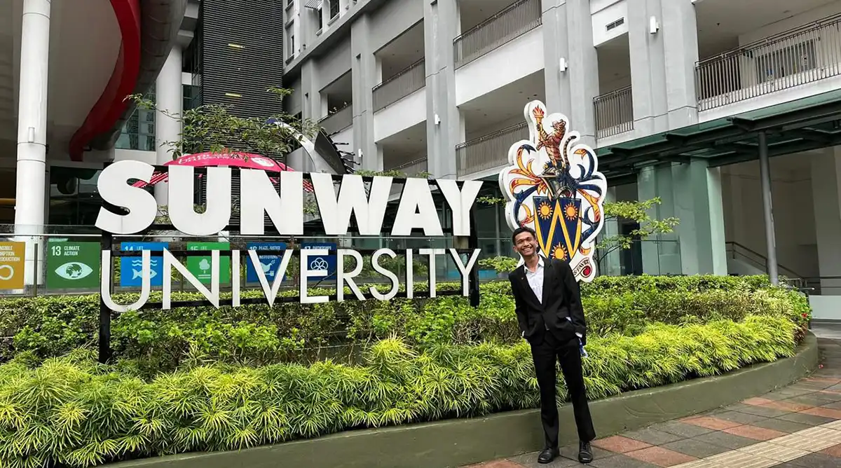 Young Energy Leader Asia Tenggara dari UNISMA, Deonaldo Maria Pacheco, berkiprah di Malaysia dan forum energi regional.