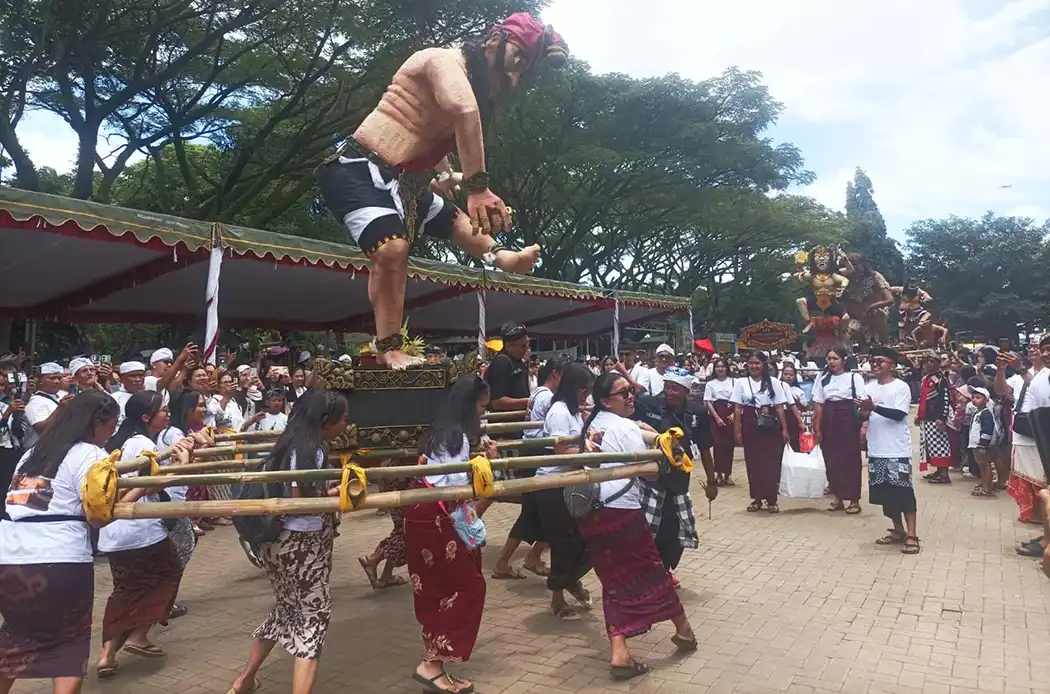 ogoh ogoh