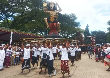 kirab ogoh ogoh