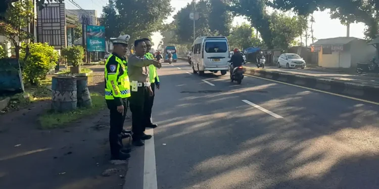Tabrak pejalan kaki
