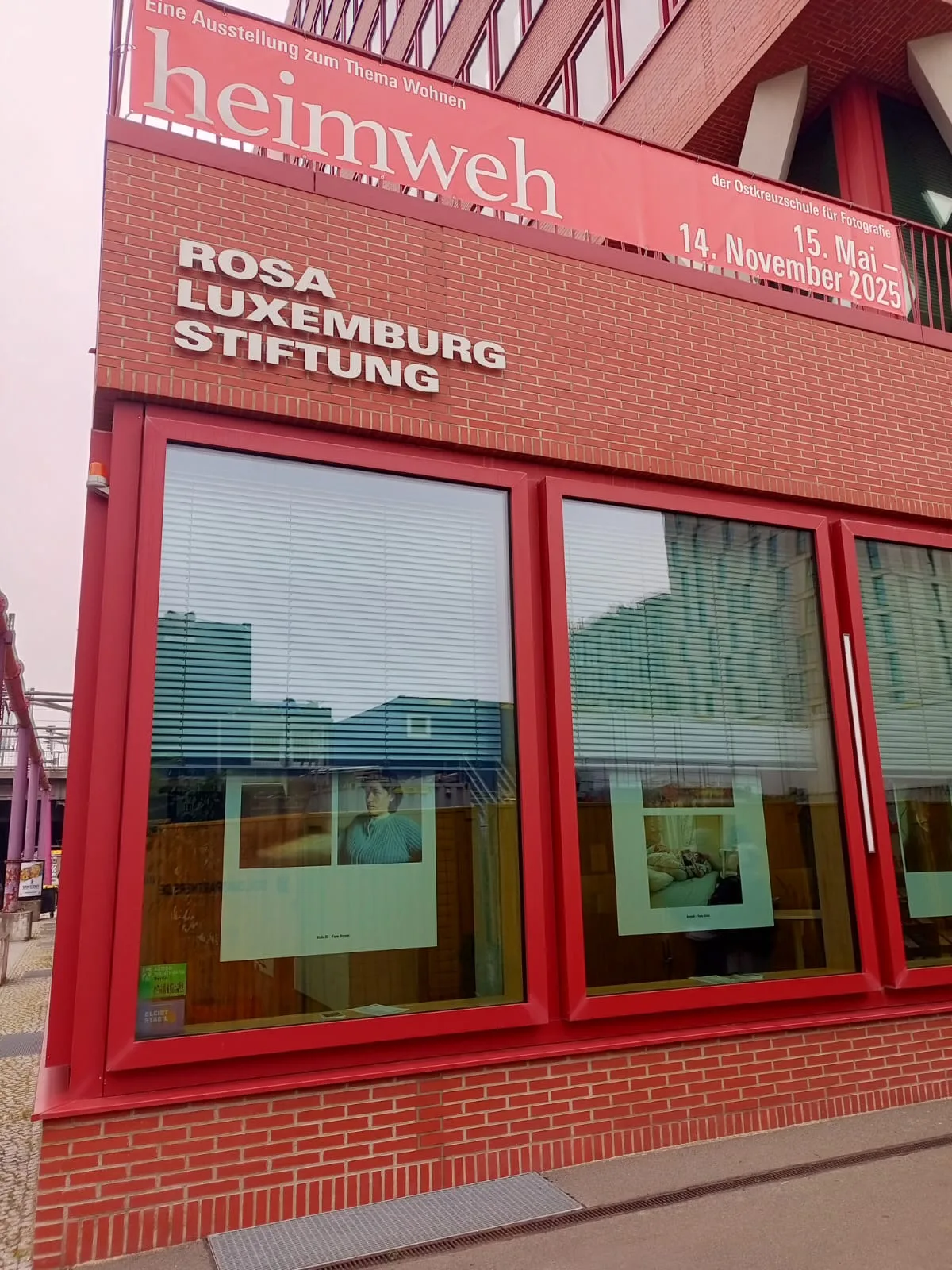 Suasana gedung yayasan yang mengabadikan nama Rosa Luxemburg di Jerman. Foto/dok. Didit Saleh