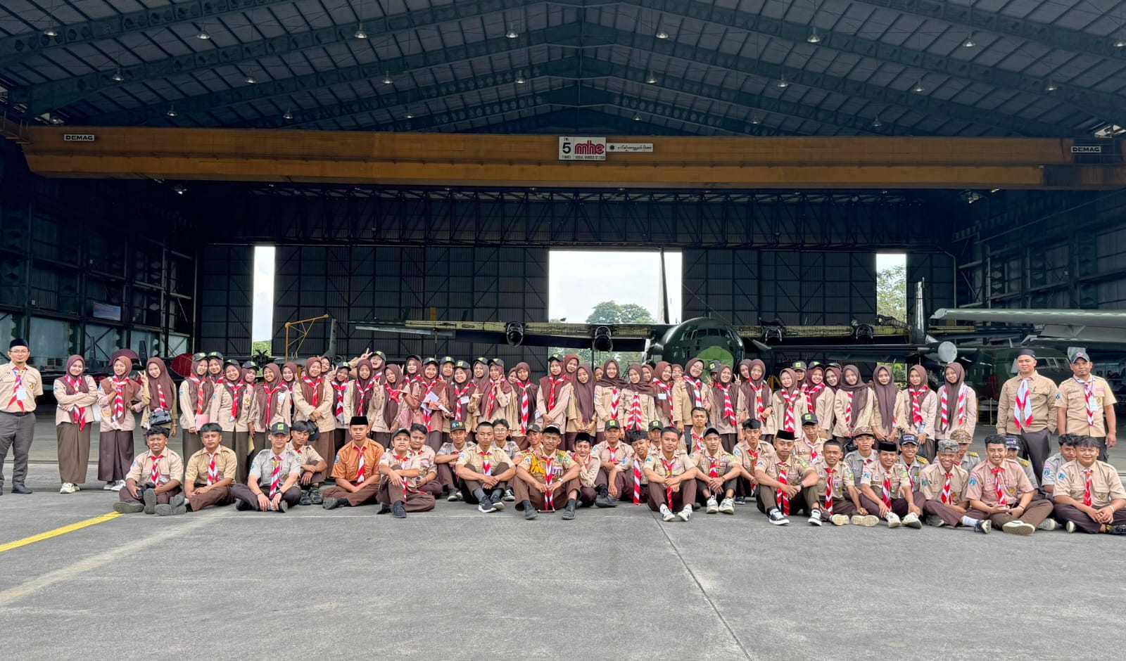 Kegiatan kepramukaan pelajar Al Hayat Malang jelang Harlah ke-67. (Foto/ist)