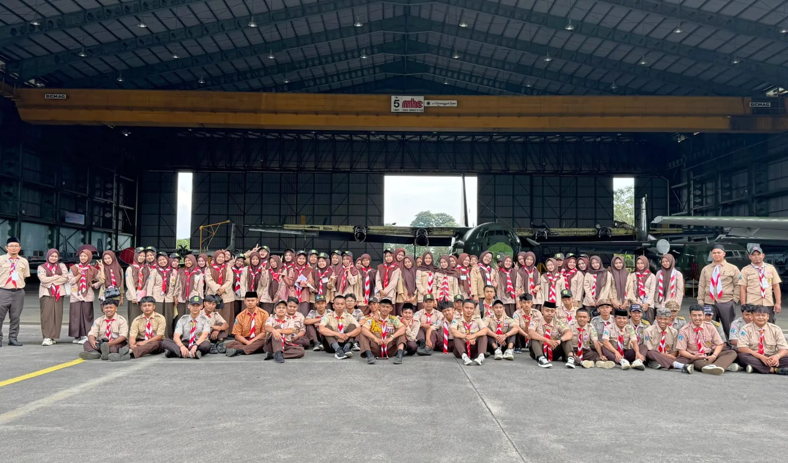 Kegiatan kepramukaan pelajar Al Hayat Malang jelang Harlah ke-67. (Foto/ist)
