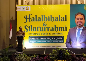Anggota DPR RI, Ahmad Irawan saat menggelar halalbihalal dan silaturahmi di Kota Malang. (Foto/M Sholeh)