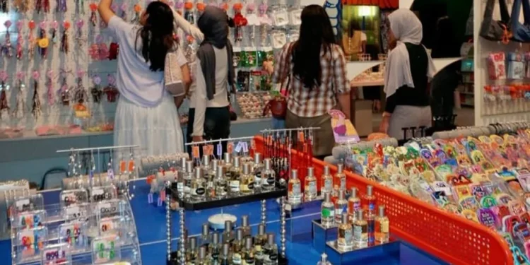 Toko Skwero yang menjual perintilan lucu di Kayutangan Malang. (Foto: Instagram @skwero_)