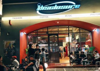 Disclosure, salah satu tempat nongkrong skena dan kalcer yang lagi hits di kota malang (Foto: Tiktok @thylucpriciliaa)