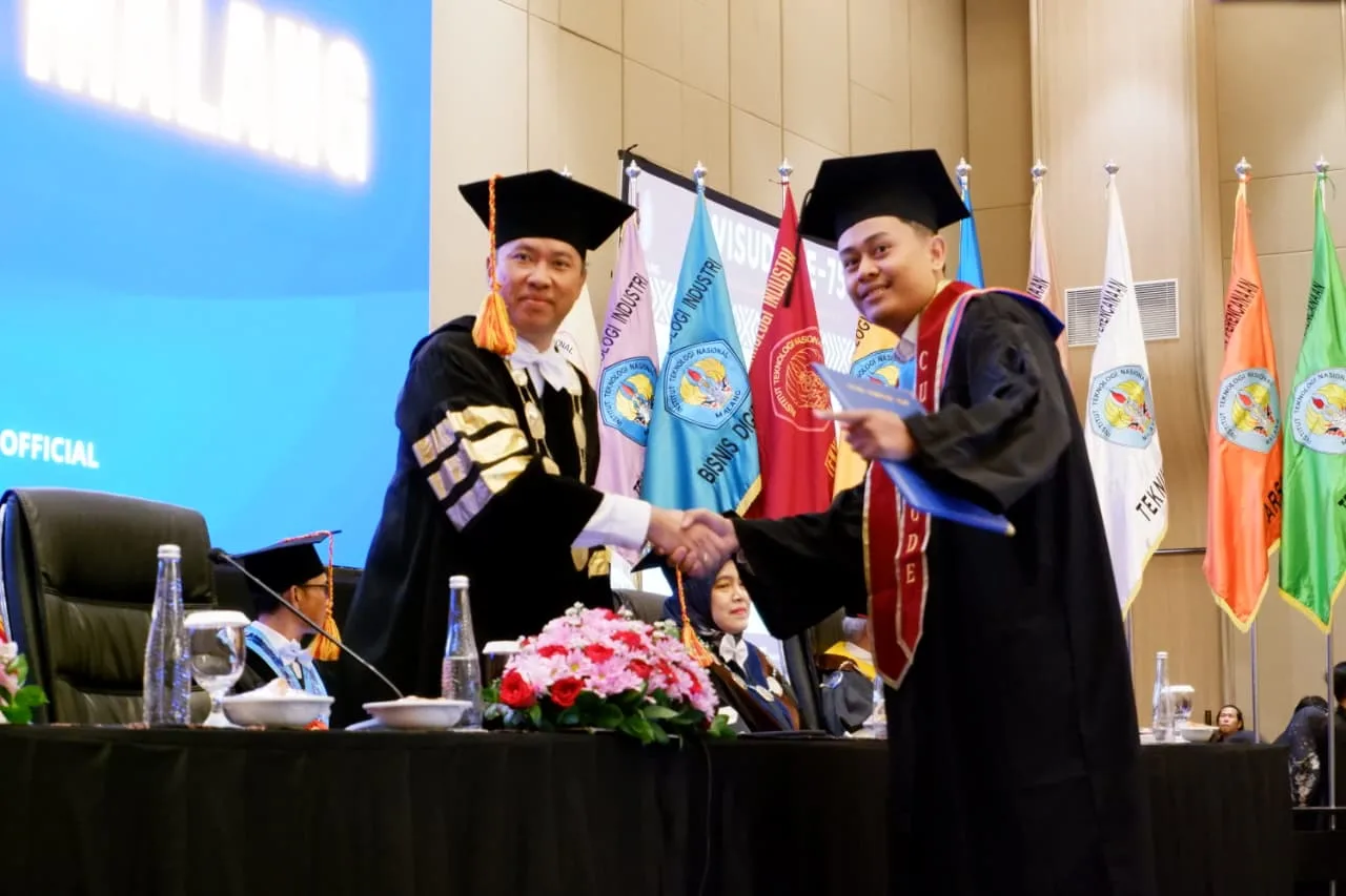 Wisuda ke-75 ITN Malang di Grand Ballroom Hotel Grand Mercure Malang Mirama. Foto/dok ITN Malang