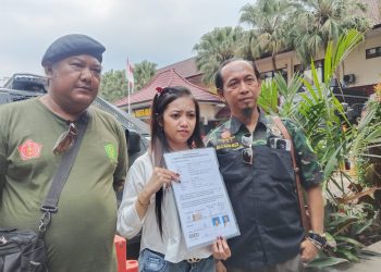 Korban dugaan pernikahan palsu melapor ke Polresta Malang Kota. (Foto/M Sholeh)