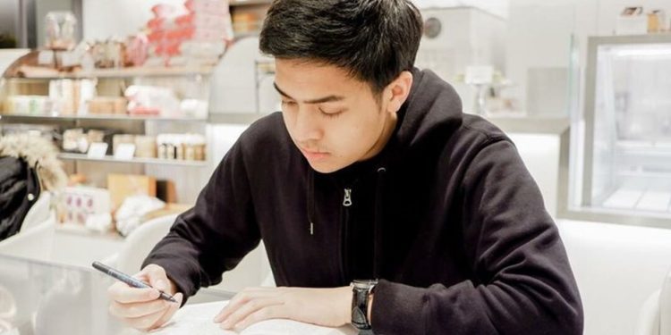 Ilustrasi tips mengatasi bosan saat belajar ala Jerome Polin. (Foto: Pinterest)