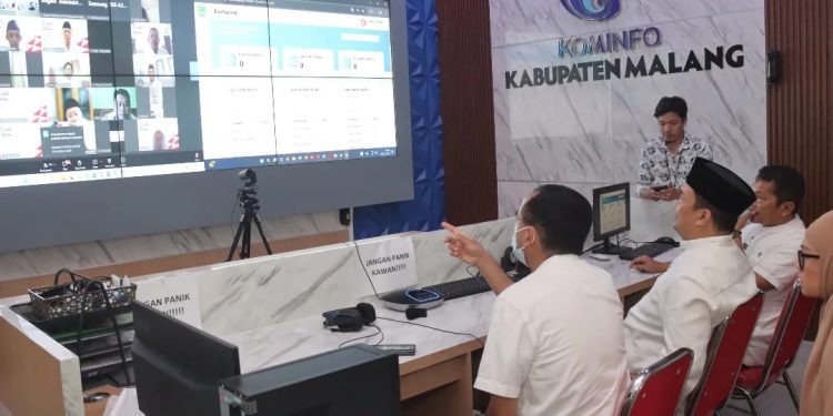 Apel virtual untuk memantau penerapan kebijakan WFH. Foto: Pemkab Malang