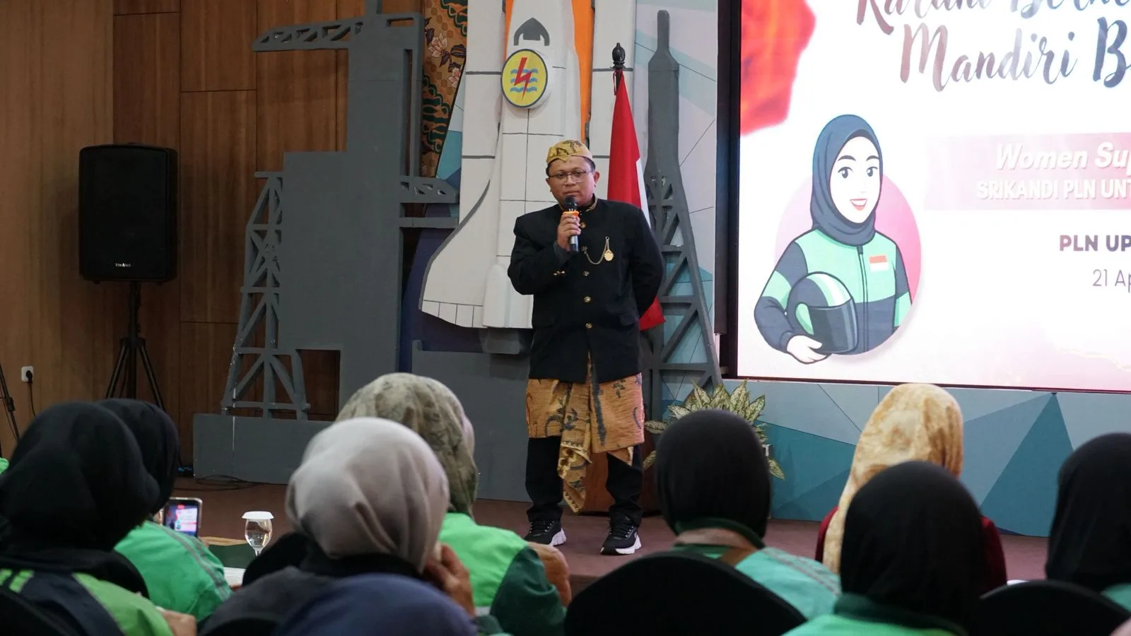 Sosialisasi PLN UP 3 tentang keselamatan Ketenagalistrikan bagi Ojek Online. Foto/dok