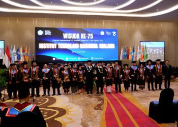 Wisuda ke-75 ITN Malang di Grand Ballroom Hotel Grand Mercure Malang Mirama. Foto/dok ITN Malang