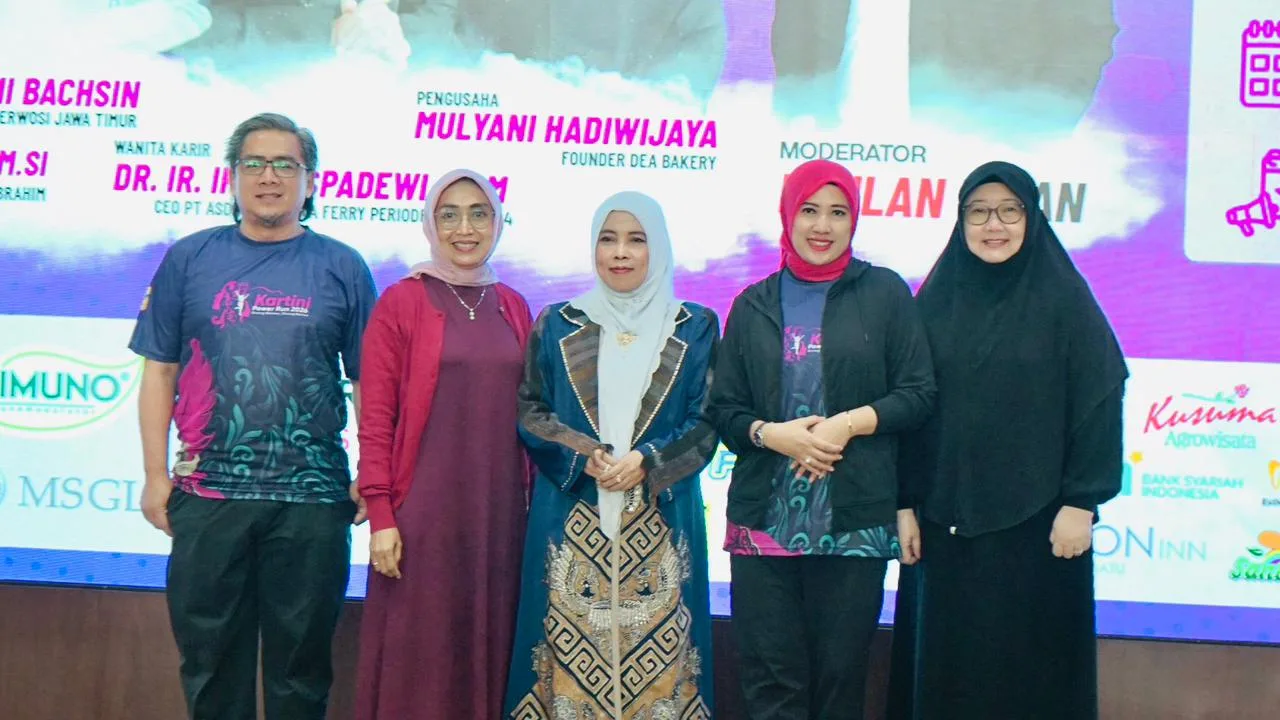 Rektor UIN Malang, Prof. Dr. Hj. Ilfi Nur Diana, M.Si., saat sesi talk show. Foto/dok UIN Malang