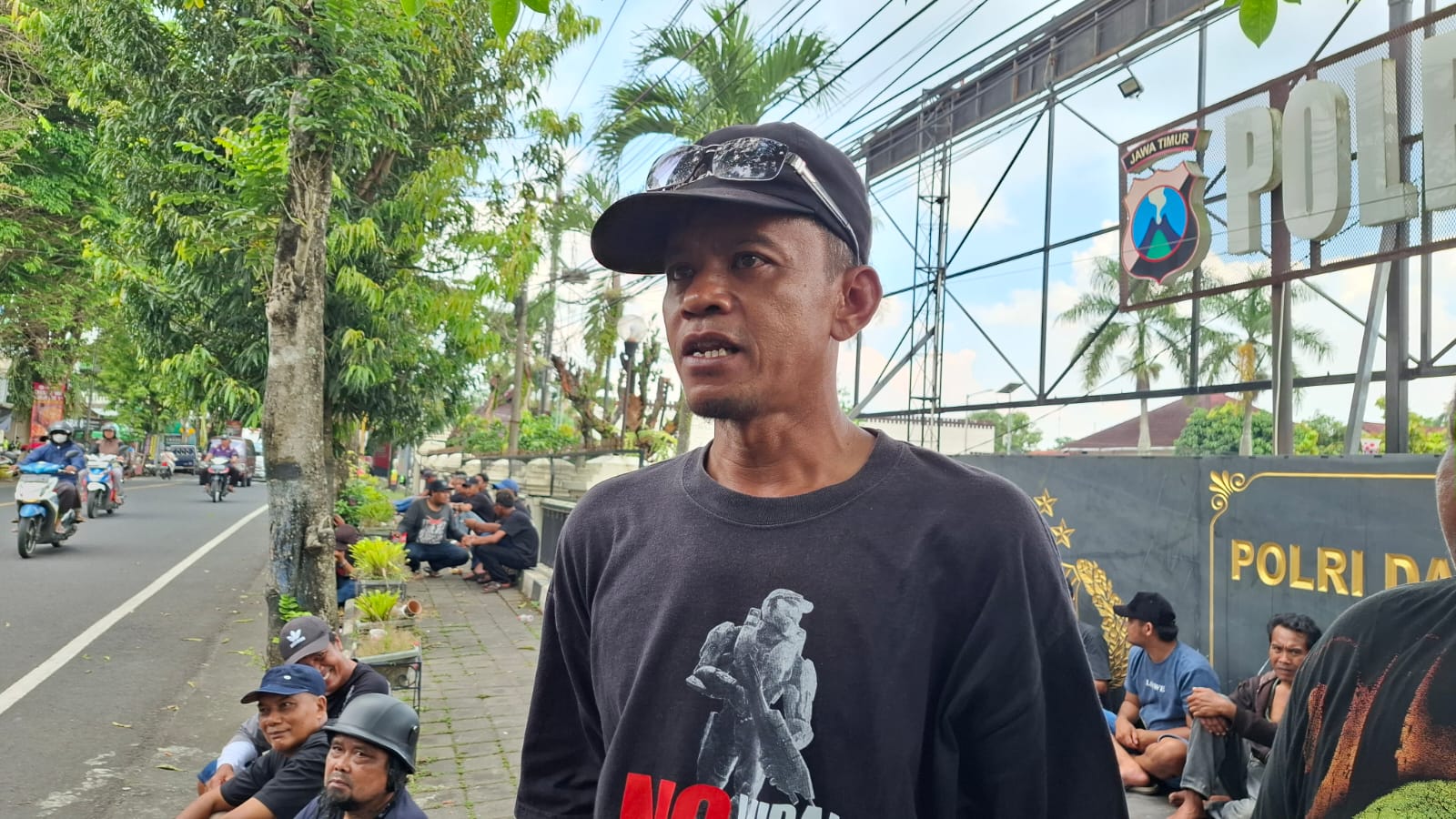 Perwakilan warga perbatasan Malang-Blitar, Sudarno. Foto: Aisyah Nawangsari Putri