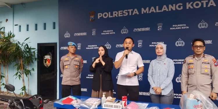 Mahasiswi buang bayi