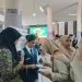 Animo pelajar dalam acara Edu Fair di SMKN 2 Malang. (Foto/M Sholeh)