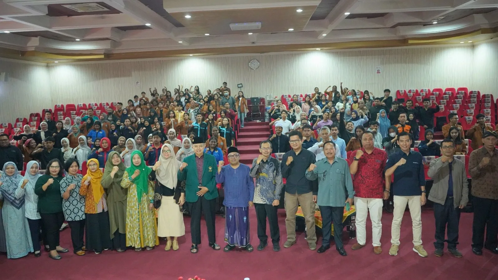 Dialog kebangsaan di Unikama yang mengulas moderasi beragama (dok. Unikama)
