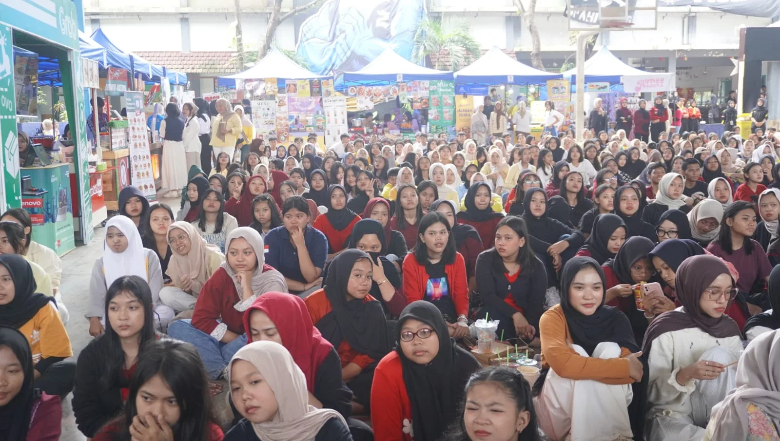Antusiasme siswa SMKN 2 Malang di acara UTSAVATA 2026. /Foto: Dok. SMKN 2 Malang