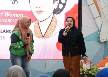 Peringatan Hari Kartini oleh Srikandi PLN bersama Ojol perempuan. Foto/dok