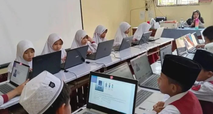 Informasi rekomendasi SD Islam di Kota Batu sebagai referensi bagi orang tua jelang dibukanya masa penerimaan siswa baru. /Foto: Pinterest/Muas Petang 30.