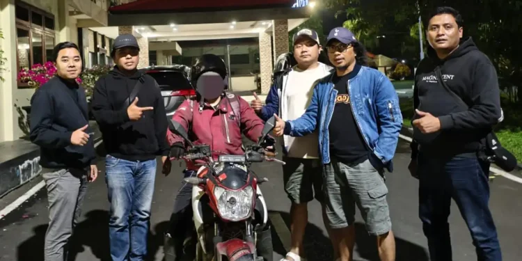 Pelemparan batu