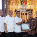 Polres Batu - Ungkap Pelaku Pembobol Baterai Tower, Satreskrim Polres Batu Terima Penghargaan dari Telkomsel