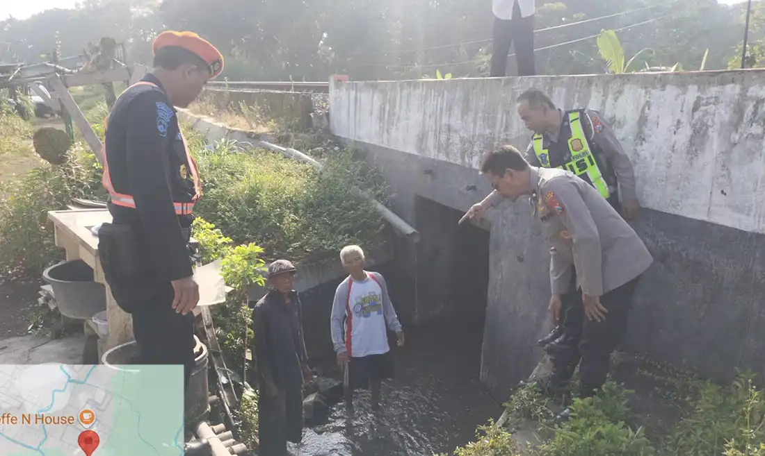 Jatuh di Selokan air