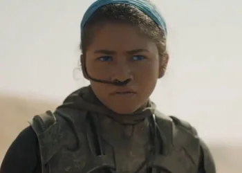 Salah satu scene di film Zendaya yang berjudul Dune. (Foto: Pinterest @ Scarlet)