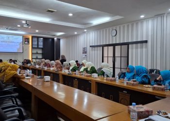Perwakilan guru TK saat mengikuti audiensi di DPRD Kabupaten Malang. Foto: Aisyah Nawangsari Putri