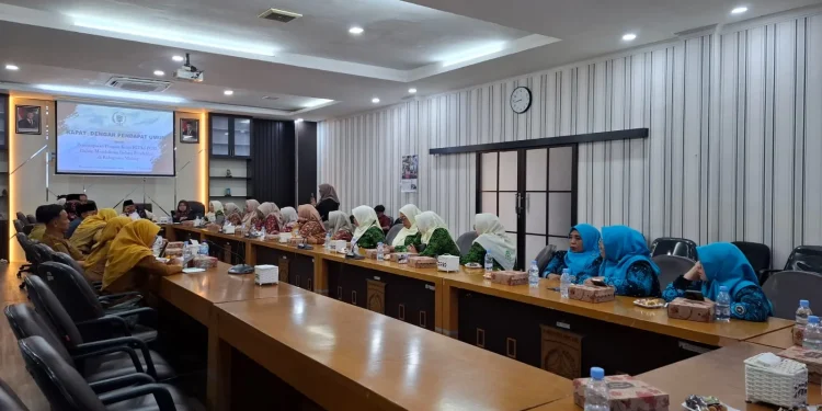 Perwakilan guru TK saat mengikuti audiensi di DPRD Kabupaten Malang. Foto: Aisyah Nawangsari Putri