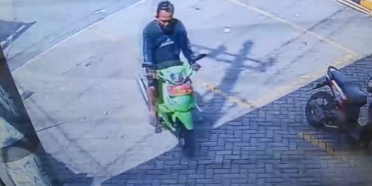 Motor berplat merah dilaporkan kabur usai senggolan dengan pesepeda di Malang. (Foto/ist)