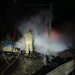 Petugas memadamkan api yang membakar kandang ayam di Ngantang. Foto: Damkar Kabupaten Malang