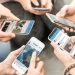 Ilustrasi Orang Menonton Video Pendek di Sosial Media (Foto: Pinterest)