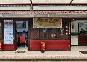 Rawon Rampal, Salah Satu Tempat Makan Rawon Legendaris di Malang (Foto: Google Maps/ @Riki Tenggara)