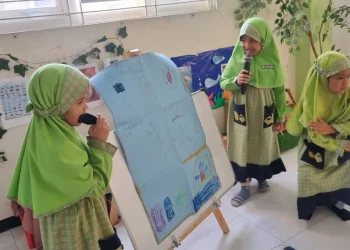 Program Student Led Conference PAUD IT Insan Permata Malang, program inovatif untuk mengasah kreativitas dan public speaking siswa. /Foto: Dok. PAUD IT Insan Permata Malang.