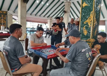 Tim PDIP Kota Malang menembus babak semifinal Kompetisi Domino Demokrasi 2026 (M Sholeh)