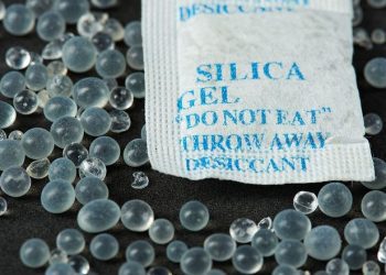 Ilustrasi bentuk asli silica gel jika kemasan dibuka. (Foto: Pinterest @joannawidera1)