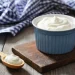 Ilustrasi greek yogurt yang memiliki kandungan protein lebih tinggi dan baik untuk kesehatan tulang dan gigi (Foto: Pinterest @arguin33)