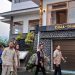 Ilustrasi Wamen Kebudayaan RI Giring Ganesha saat mengunjungi objek cagar budaya Villa Bima Shakti di Selecta Kota Batu. Foto: Azmy