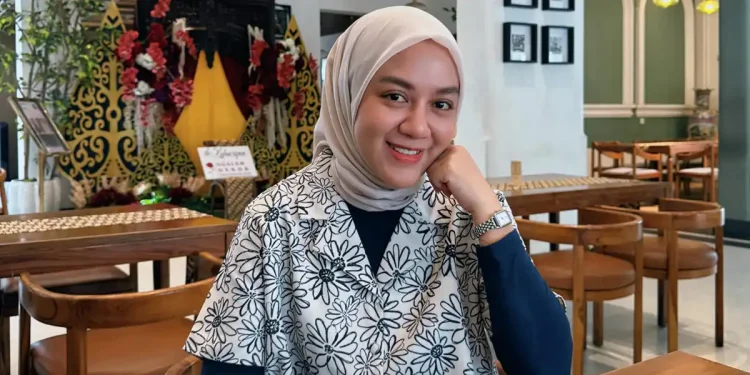 mie cendana